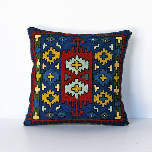 Cross motif kilim decorative cushion cover featuring eclectic and relaxed bohemian colors, textures, and patterns